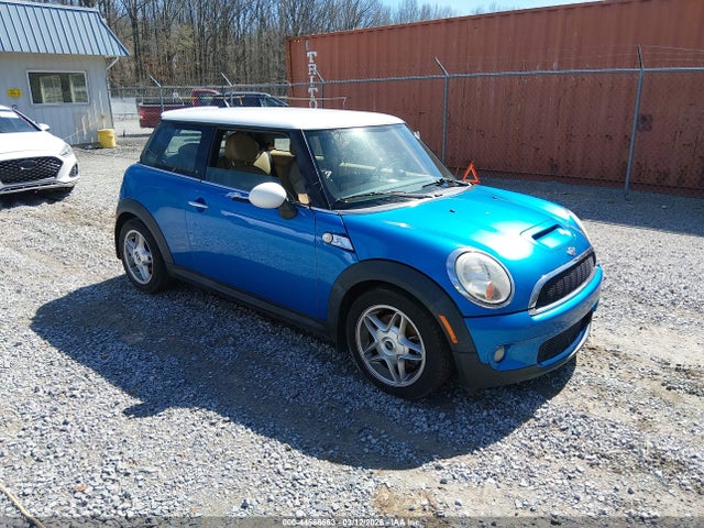 2010 MINI COOPER S WMWMF7C55ATW89076 Photo 0
