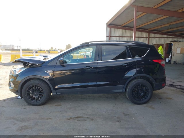 Ford ESCAPE SE 2018 1FMCU9GD6JUC40934 Image 14