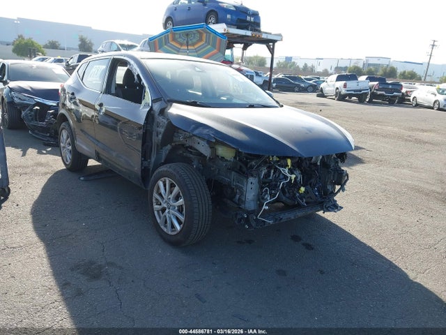 JN1BJ1CV3LW260755 Nissan Rogue Sport S Fwd Xtronic Cvt