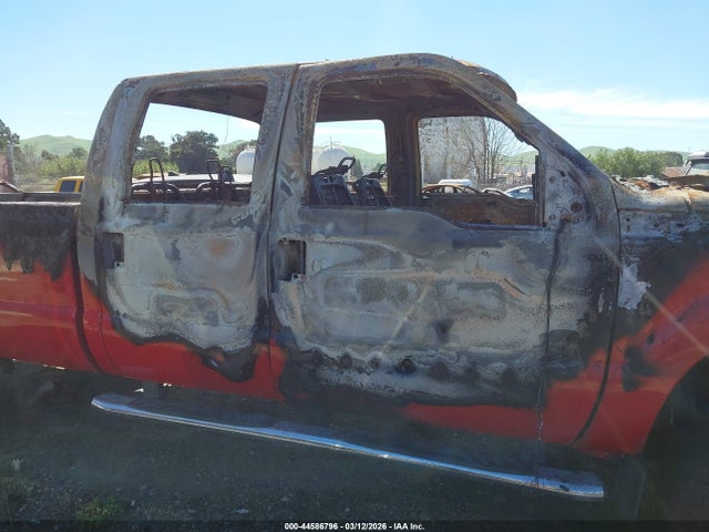 1FT8W3BT8FEA22933 Ford F-350 Lariat