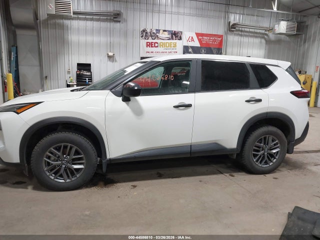 5N1BT3AB6PC837034 Nissan Rogue S Intelligent Awd