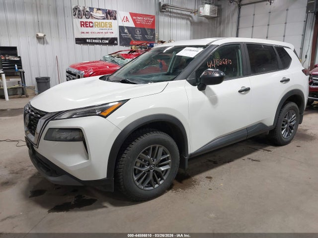 5N1BT3AB6PC837034 Nissan Rogue S Intelligent Awd