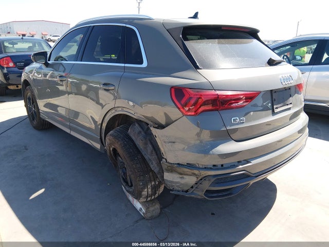 44586856 :رقم المزاد ، WA1DECF33N1072358 vin ، 2022 Audi Q3 Premium 45 Tfsi S Line Quattro Tiptronic مزاد بيع