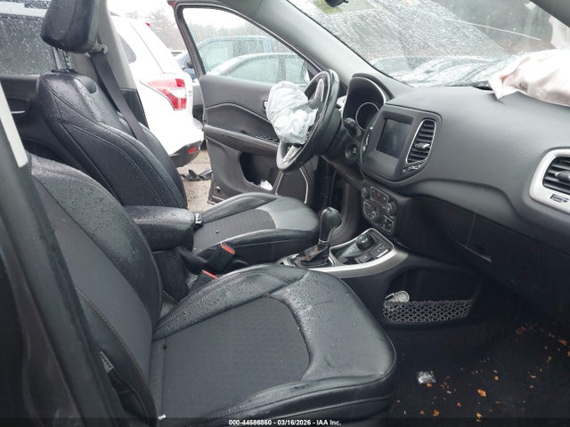 Продаж на аукціоні авто 2019 Jeep Compass Latitude 4x4, vin: 3C4NJDBB2KT807294, номер лоту: 44586860