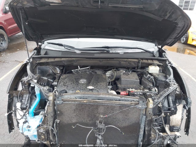 Toyota Highlander Xle 2018 5TDJZRFH1JS524199 Image 10
