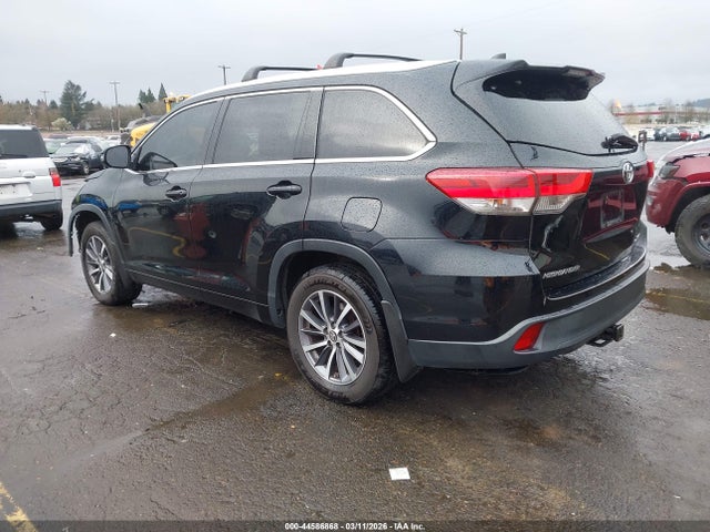 Toyota Highlander Xle 2018 5TDJZRFH1JS524199 Image 3