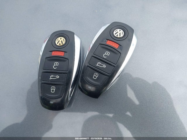 2011 VOLKSWAGEN TOUAREG WVGFF9BP6BD007209 Photo 10