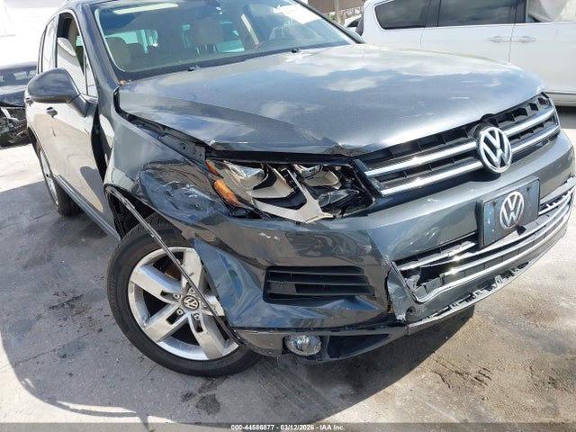 2011 VOLKSWAGEN TOUAREG WVGFF9BP6BD007209 Photo 5