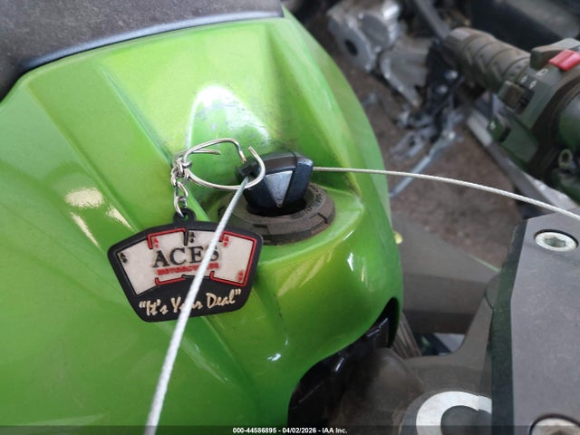 44586895 :رقم المزاد ، JKAEXEF12EDA16406 vin ، 2014 Kawasaki Ex650 F مزاد بيع