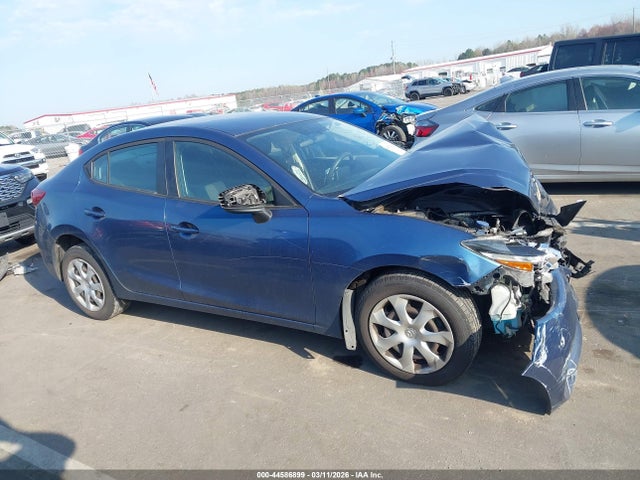 44586899 :رقم المزاد ، 3MZBN1U7XHM134320 vin ، 2017 Mazda Mazda3 Sport مزاد بيع