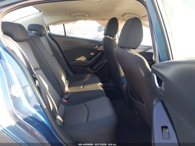 44586899 :رقم المزاد ، 3MZBN1U7XHM134320 vin ، 2017 Mazda Mazda3 Sport مزاد بيع