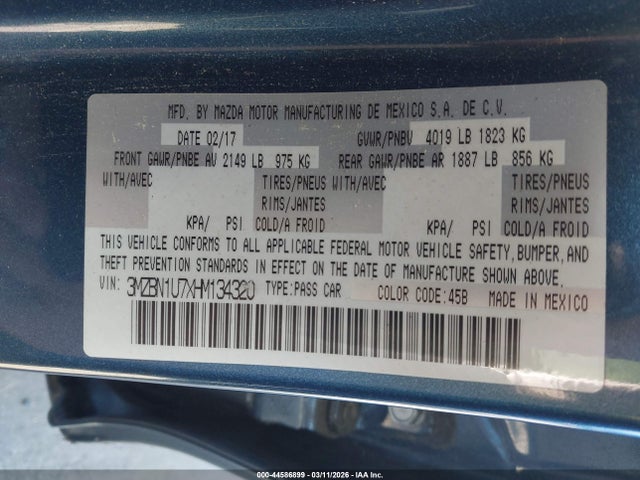 44586899 :رقم المزاد ، 3MZBN1U7XHM134320 vin ، 2017 Mazda Mazda3 Sport مزاد بيع