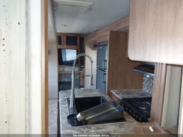 Продажа на аукционе авто 2015 Coachmen Catalina, vin: 5ZT2CAYB4FT006305, номер лота: 44586900