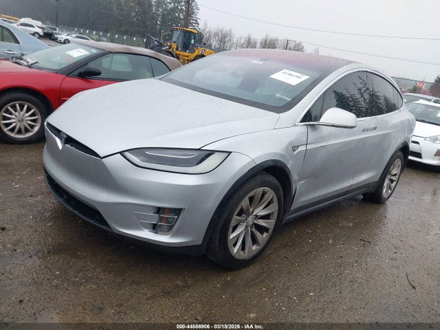 44586906 :رقم المزاد ، 5YJXCBE2XGF005116 vin ، 2016 Tesla Model X 60d/70d/75d/90d/p100d مزاد بيع