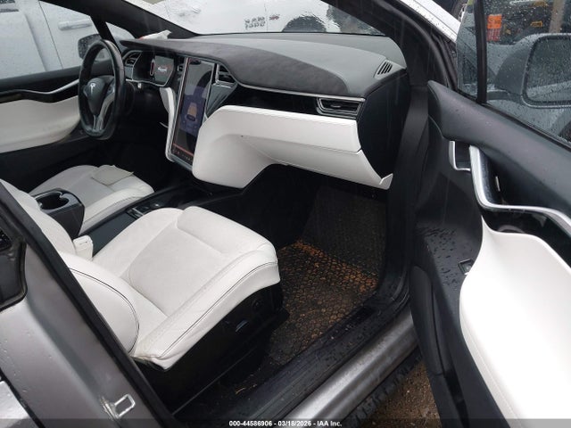 44586906 :رقم المزاد ، 5YJXCBE2XGF005116 vin ، 2016 Tesla Model X 60d/70d/75d/90d/p100d مزاد بيع