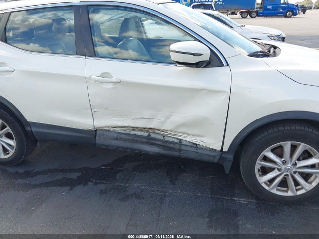 2017 NISSAN ROGUE SPORT JN1BJ1CP1HW011427 Photo 5