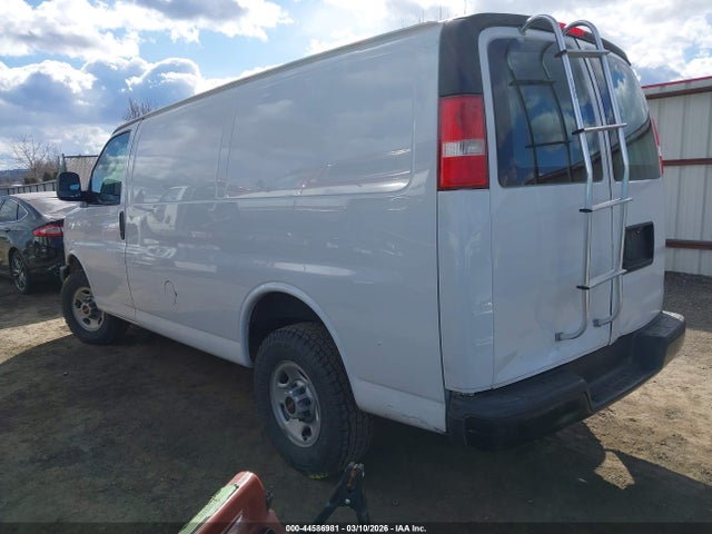 2017 GMC SAVANA 2500 1GTW7AFF4H1906200 Photo 2