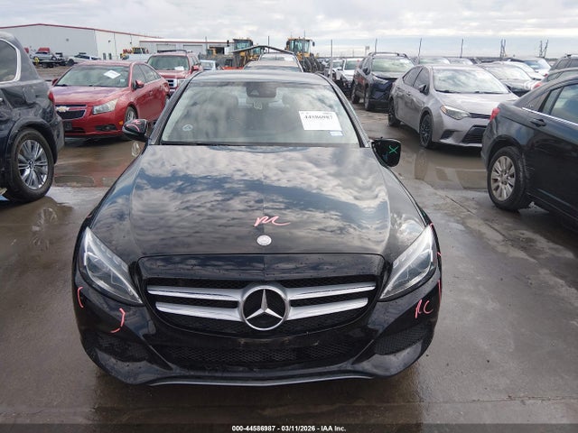 2017 Mercedes-benz C 300 4matic მანქანა იყიდება აუქციონზე, vin: 55SWF4KB6HU206482, აუქციონის ნომერი: 44586987