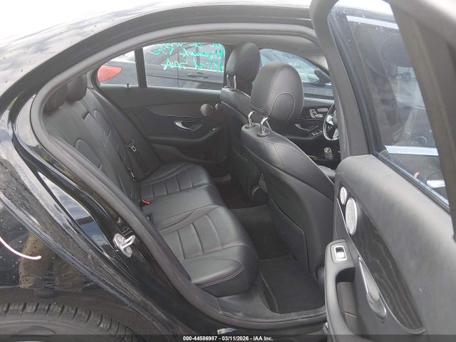 2017 Mercedes-benz C 300 4matic მანქანა იყიდება აუქციონზე, vin: 55SWF4KB6HU206482, აუქციონის ნომერი: 44586987