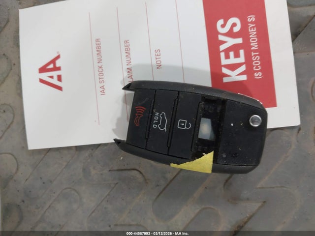 5XYPGDA31LG683903 KIA Sorento 2.4l Lx