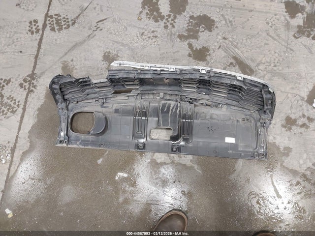 5XYPGDA31LG683903 KIA Sorento 2.4l Lx