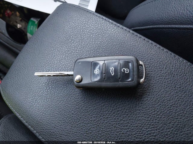 2012 Volkswagen Jetta 2.5l Se მანქანა იყიდება აუქციონზე, vin: 3VWDP7AJ1CM371678, აუქციონის ნომერი: 44587105