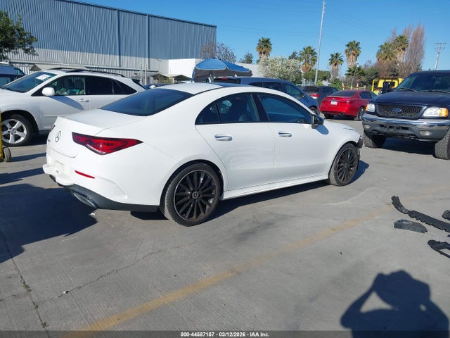 2022 MERCEDES-BENZ CLA 250 COUPE W1K5J4GB7NN320224 Photo 3