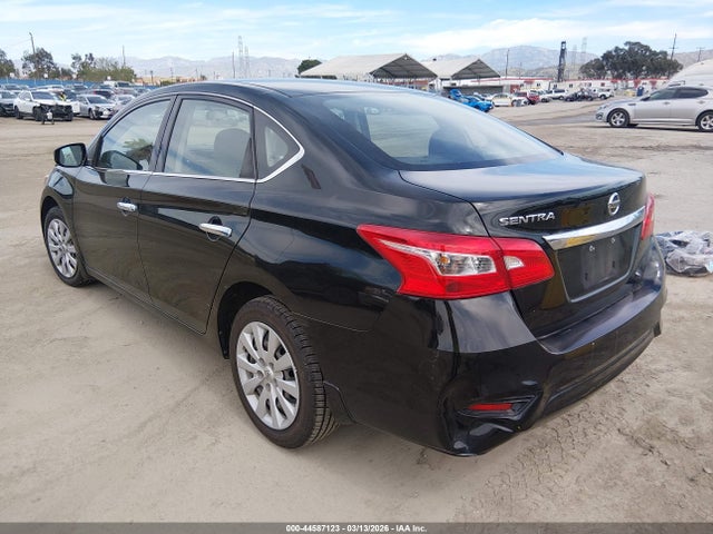 2018 Nissan Sentra S მანქანა იყიდება აუქციონზე, vin: 3N1AB7AP7JY334703, აუქციონის ნომერი: 44587123
