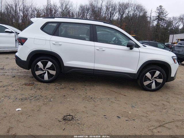 44587126 :رقم المزاد ، 3VV8C7B22SM082879 vin ، 2025 Volkswagen Taos 1.5t S مزاد بيع