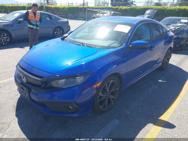 Honda Civic Sport 2019 19XFC2F83KE205509 Image 2