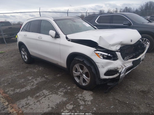 44587132 :رقم المزاد ، WDC0G4KB3JV034451 vin ، 2018 Mercedes-benz Glc 300 4matic مزاد بيع