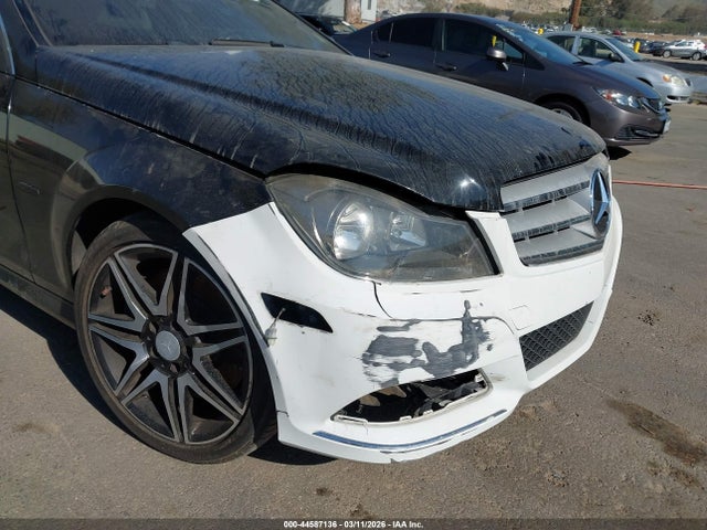 WDDGJ4HB8EG183709 Mercedes-Benz C 250