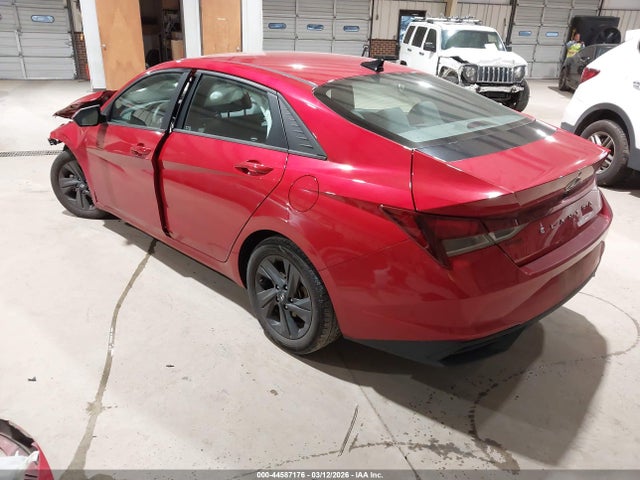 44587176 :رقم المزاد ، 5NPLM4AG2PH110422 vin ، 2023 Hyundai Elantra Sel مزاد بيع