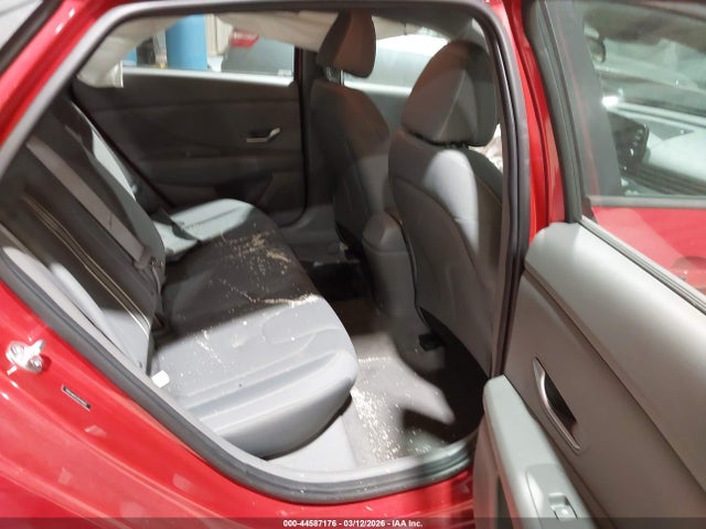 44587176 :رقم المزاد ، 5NPLM4AG2PH110422 vin ، 2023 Hyundai Elantra Sel مزاد بيع