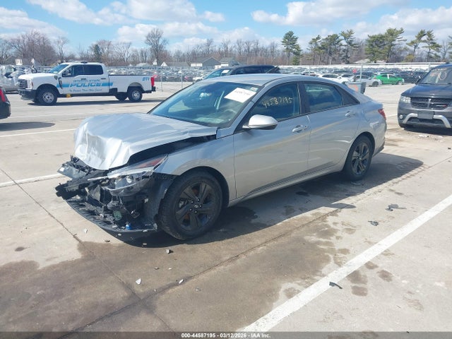 5NPLM4AG0MH051835 Hyundai ELANTRA SEL