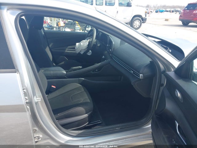 5NPLM4AG0MH051835 Hyundai ELANTRA SEL