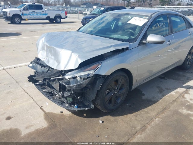 5NPLM4AG0MH051835 Hyundai ELANTRA SEL