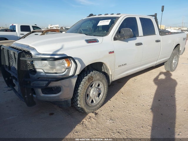 44587206 :رقم المزاد ، 3C6UR5HJ8NG438261 vin ، 2022 Ram 2500 Tradesman  4x4 8' Box مزاد بيع