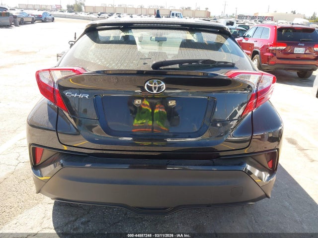 Toyota C-HR LE 2021 JTNKHMBX4M1111116 Image 16
