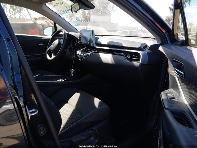 2021 TOYOTA C-HR JTNKHMBX4M1111116 Photo 4