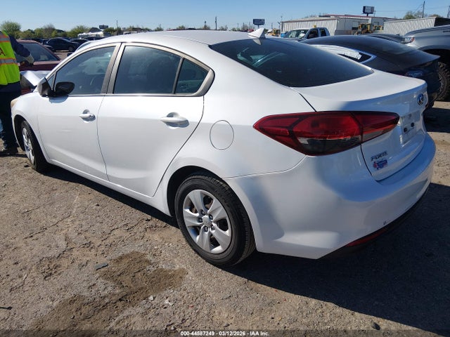 Aukcja sprzedaży 2017 Kia Forte Lx, vin: 3KPFL4A70HE115379, numer aukcji: 44587249