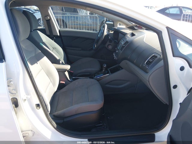 Aukcja sprzedaży 2017 Kia Forte Lx, vin: 3KPFL4A70HE115379, numer aukcji: 44587249
