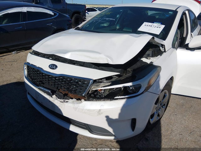 Aukcja sprzedaży 2017 Kia Forte Lx, vin: 3KPFL4A70HE115379, numer aukcji: 44587249