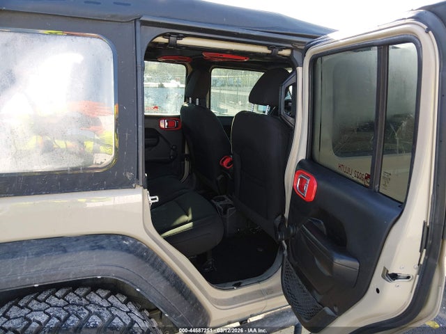 44587251 :رقم المزاد ، 1C4HJXDG0NW227385 vin ، 2022 Jeep Wrangler Unlimited Sport 4x4 مزاد بيع