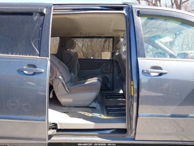 2008 TOYOTA SIENNA 5TDBK22CX8S014289 Photo 7