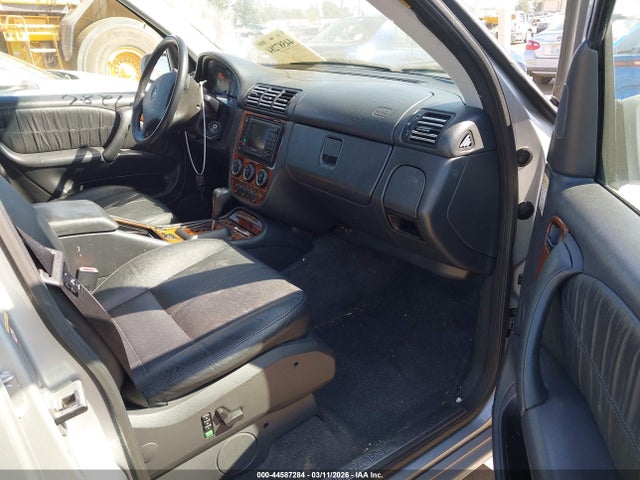 44587284 :رقم المزاد ، 4JGAB54E62A313015 vin ، 2002 Mercedes-benz Ml 320 مزاد بيع