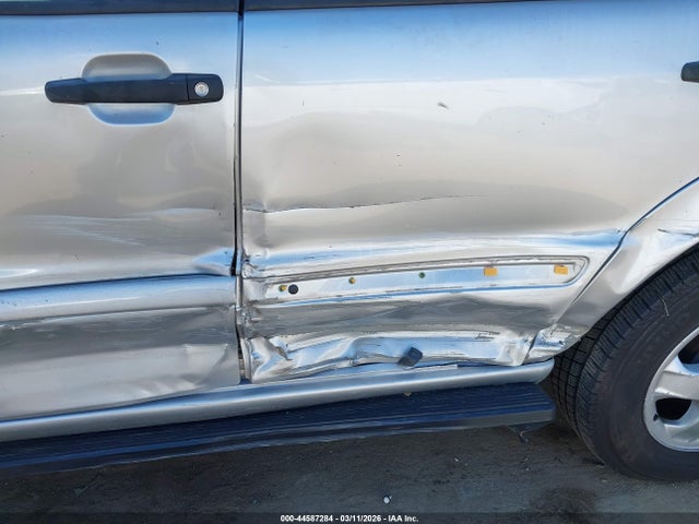 44587284 :رقم المزاد ، 4JGAB54E62A313015 vin ، 2002 Mercedes-benz Ml 320 مزاد بيع