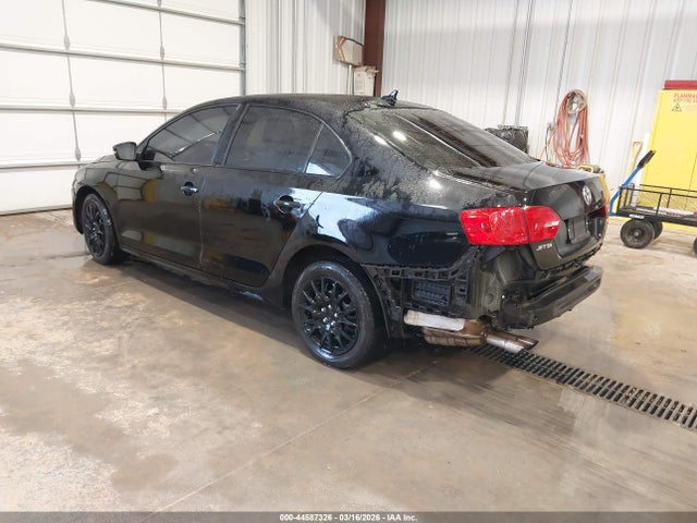 3VWD07AJXEM222631 Volkswagen Jetta 1.8t Se