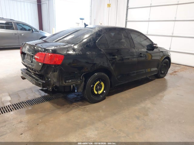 3VWD07AJXEM222631 Volkswagen Jetta 1.8t Se