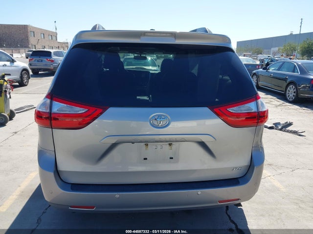 5TDYK3DC3GS761891 Toyota Sienna Xle Premium 8 Passenger